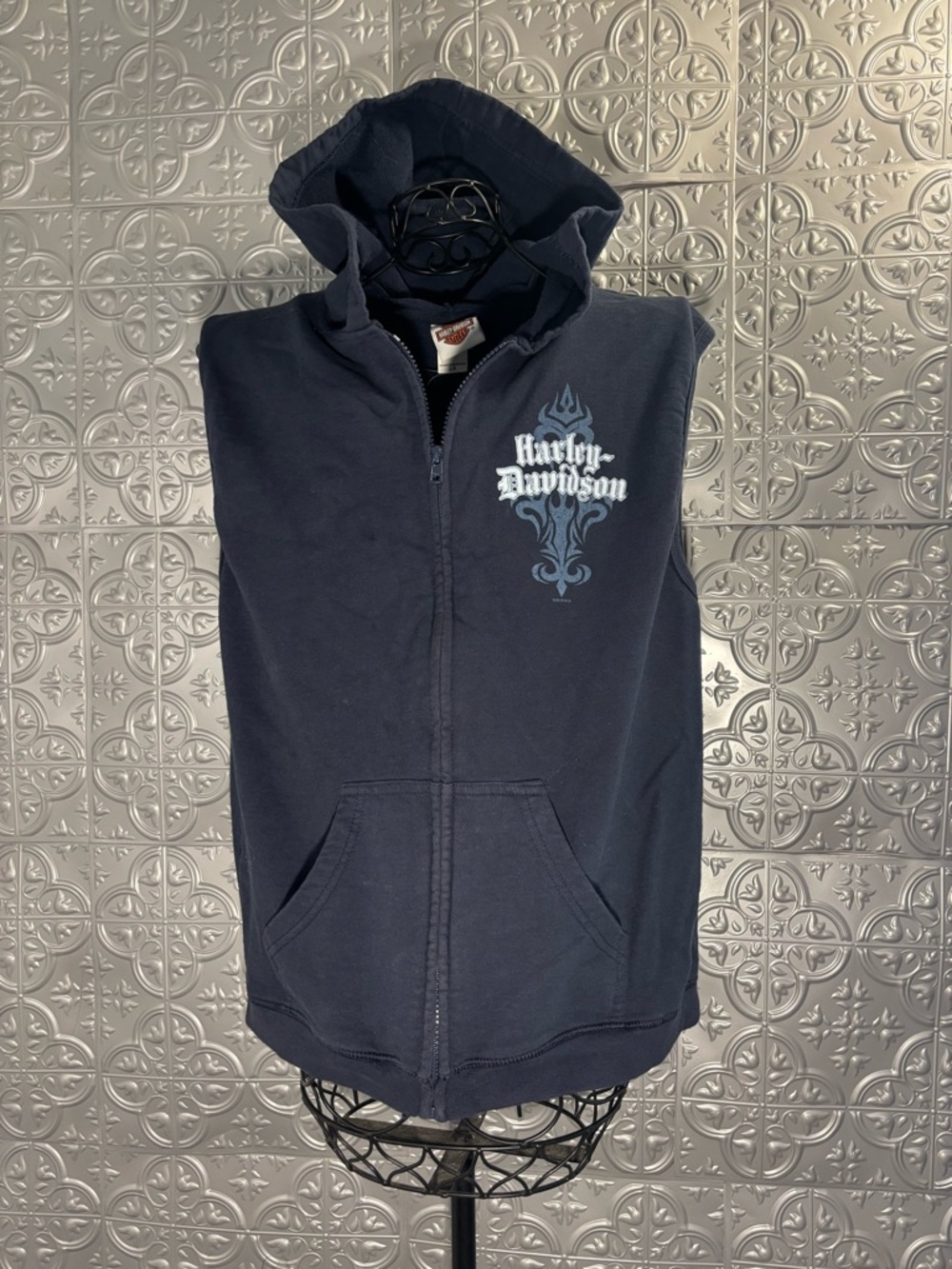 Harley-Davidson zip up sleeveless hooded sweatshirt from Daytona beach, Fl
